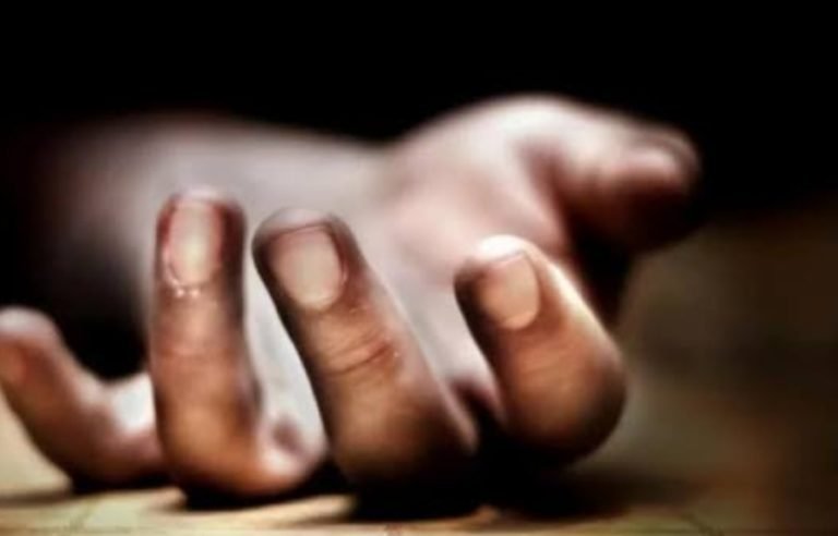 യുവതിയുടെ മൃതദേഹം കത്തിക്കഴിഞ്ഞ നിലയിൽ; കൊലപാതകമോ !