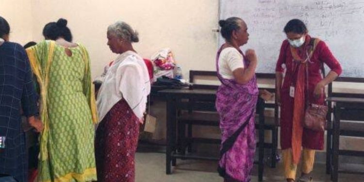 കാലവർഷം,18 ദുരിതാശ്വാസ ക്യാമ്പുകളിലായി 739 പേരെ മാറ്റിപ്പാര്പ്പിച്ചു