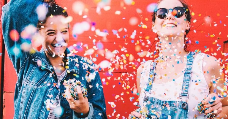 19 Times Women Were Total Bosses While Lifting Each Other Up