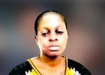 രാസലഹരി നിർമ്മിക്കുന്നതിനിടെ വിദേശ വനിത പിടിയിൽ