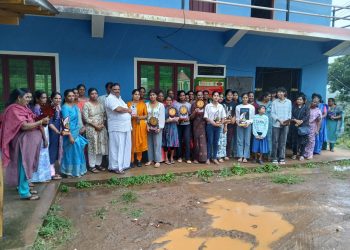 എസ്എസ്എൽസി, പ്ലസ് ടു വിജയികളെയും കുടുംബശ്രീ അരങ്ങ് വിജയികളെയും ആദരിച്ചു