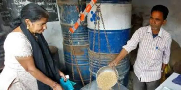 റേഷന്‍ വിതരണം നീട്ടി