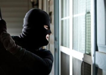 ആളില്ലാത്ത വീടുകളിൽ ഉൾപ്പെടെ മൂന്നിടത്ത് മോഷണം നടന്നതായി പരാതി