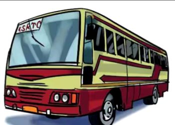 രാത്രി പങ്ചറായ ടയർ യാത്രക്കാർ പണംപിരിച്ച് നന്നാക്കി