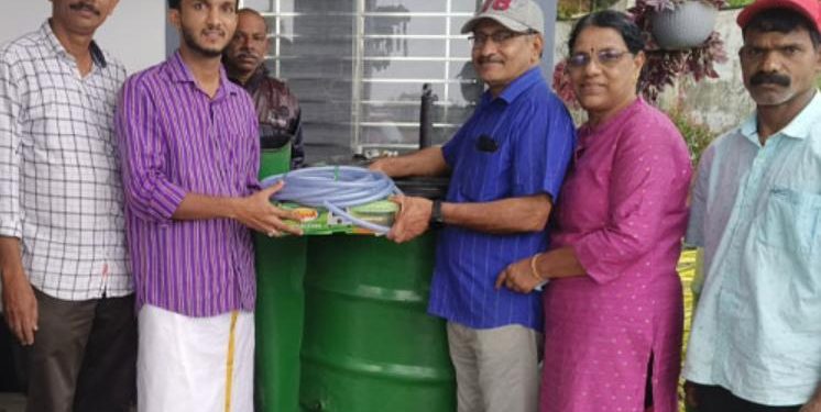 ബയോഗ്യാസ് പ്ലാന്റ് വിതരണം നടത്തി