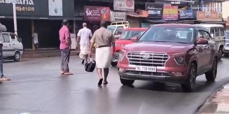 ഹർത്താൽ സമാനമായി പണിമുടക്ക്