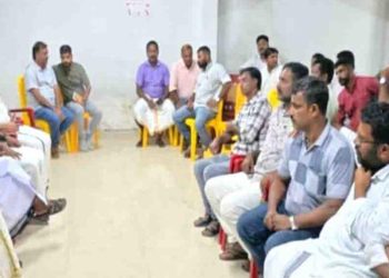 മുന്നറിയിപ്പില്ലാതെയുള്ള കൂലി വര്‍ദ്ധനവിനെതിരെ കോൺട്രാക്ടർമാർ