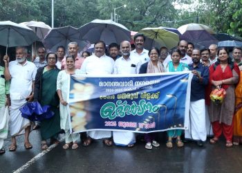 തെരുവ് വിളക്കുകളുടെ സ്വിച്ച് ഓണ്‍ കര്‍മ്മം  നിർവ്വഹിച്ചു