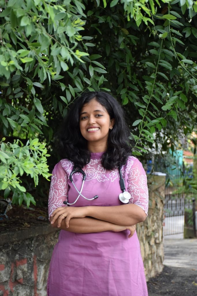 എൻ‌ട്രൻസ് പരീക്ഷയിൽ 79-ാംറാങ്ക് നേടി  ഡോ.അഞ്ജന ജോർജ്