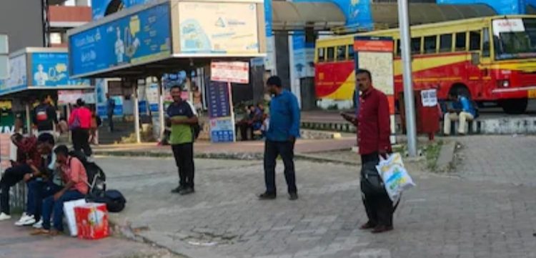 വിശ്വസിച്ചവർ ‘പെട്ടു’; കെഎസ്ആർടിസിയും ഓടുന്നില്ല; പണിമുടക്ക് പൂർണം