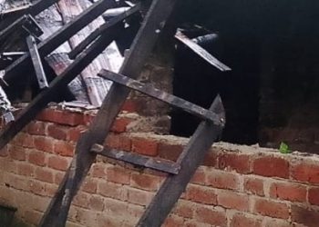 ശക്തമായ മഴയിൽ വീട് തകർന്നു