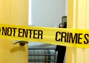 കാമുകനുമായി ചേർന്ന് മകളെ കൊലപ്പെടുത്തി:പിന്നീട് മദ്യപാനവും ലൈംഗിക ബന്ധവും,അറസ്റ്റ്