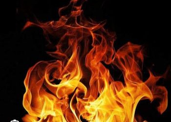 മാനന്തവാടിയിൽ ആക്രി കടയ്ക്ക് തീപിടിച്ചു