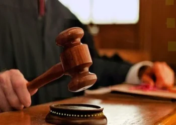 ലാപ്ടോപ്പ് ഓർഡർ ചെയ്തു, കിട്ടിയത് ടീഷർട്ട്! നിഷ്ടപരിഹാരത്തിന് ഉത്തരവ്