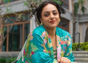 ‘ദേശീയ അവാർഡ് വാങ്ങിയത് ചാണകം പുരണ്ട നഖങ്ങളുമായി’; ചാണക വറളി ഉണ്ടാക്കാൻ പഠിച്ച അനുഭവം പറഞ്ഞ് നിത്യ മേനോൻ