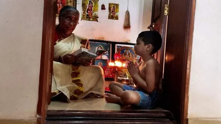 ഇന്ന് കർക്കടകം ഒന്ന്; ഇനി രാമായണ പാരായണത്തിന്‍റെ നാളുകള്‍