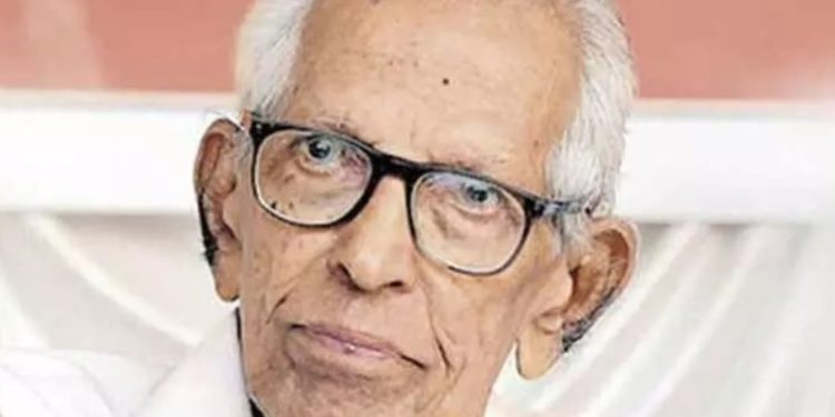 പ്രൊഫ. എം.കെ സാനു അന്തരിച്ചു