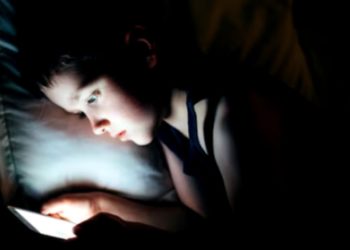 കാർട്ടൂൺ ഭ്രമം കുഞ്ഞിന്റെ സ്വഭാവ രുപീകരണത്തെ ബാധിക്കും; ഇക്കാര്യങ്ങൾ ശ്രദ്ധിക്കുക