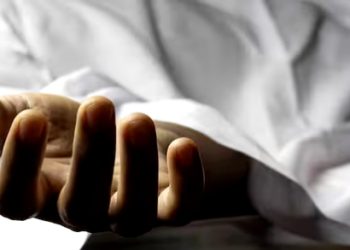 നഴ്സിങ് ഹോമിൽ നഴ്സ് തൂങ്ങിമരിച്ച നിലയിൽ, പീഡിപ്പിക്കപ്പെട്ടുവെന്ന് കുടുംബം, ആരോപണ നിഴലിൽ മാനേജ്മെന്റ്; കാമുകൻ കസ്റ്റഡിയിൽ