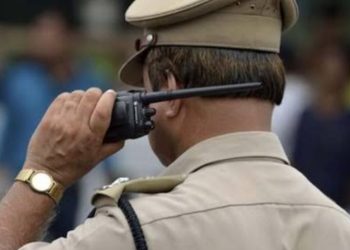 വില്ലേജ് ഓഫീസറെ ഭീഷണിപ്പെടുത്തിയ സംഭവത്തിൽ കേസ്