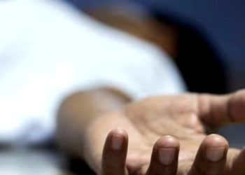 എസി സ്ഥാപിക്കാൻ ഇരുനില വീടിനു മുകളിൽ കയറി; കാൽ വഴുതി കിണറ്റിൽ വീണ് യുവാവ് മരിച്ചു