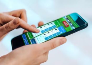 ഓൺലൈൻ മണി ഗെയിമുകൾക്ക് നിരോധനം: വൻകിട കമ്പനികൾ പൂട്ടിത്തുടങ്ങി