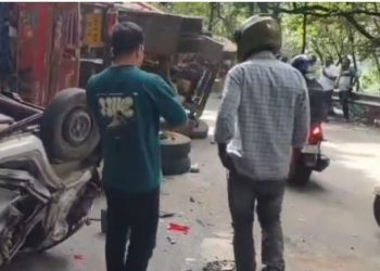 ബ്രേക്ക് നഷ്ടപ്പെട്ട് ലോറി മറഞ്ഞു നിരവധി  വാഹനങ്ങൾ കൂട്ടിയിടിച്ച് അപകടം