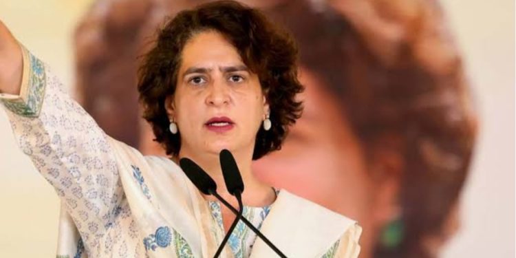 താമരശ്ശേരി ചുരം ഉടൻ ഗതാഗത യോഗ്യമാക്കണം-അടിയന്തര നടപടി ആവശ്യപ്പെട്ട് പ്രിയങ്ക ഗാന്ധി എം.പി