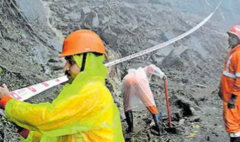താമരശ്ശേരി ചുരത്തില്‍ മള്‍ട്ടി ആക്‌സില്‍ വാഹനങ്ങള്‍ക്ക് നിരോധനം; മറ്റുള്ളവ നിയന്ത്രണവിധേയമായി കടത്തിവിടും