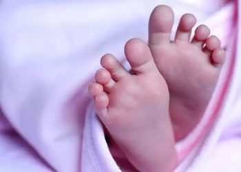 പ്രായപൂര്‍ത്തിയാകാത്ത പെണ്‍കുട്ടി പ്രസവിച്ചു; ബന്ധുവായ യുവാവിനെതിരേ കേസ്