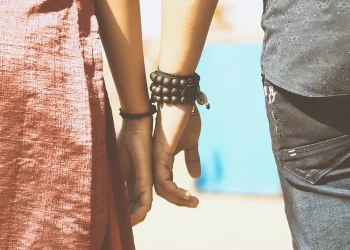 ലൈംഗിക ബന്ധത്തിനുള്ള പ്രായപരിധി 16 ആക്കണമെന്ന വാദത്തെ എതിര്‍ത്ത് കേന്ദ്രം