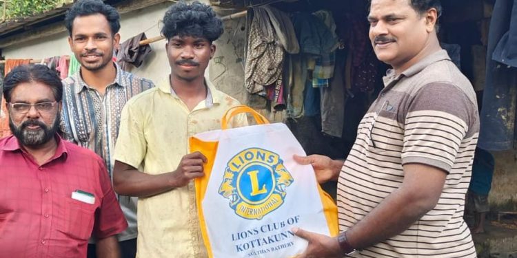 ഓണക്കിറ്റ് വിതരണം നടത്തി