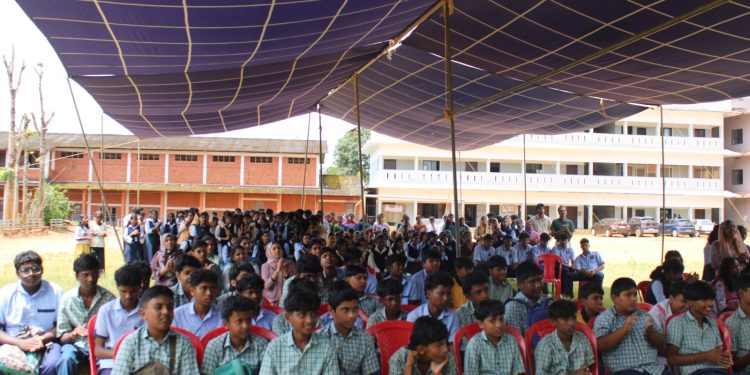 സ്വസ്തികം 2025 സ്കൂൾ കലാമേളയ്ക്ക് തുടക്കമായി