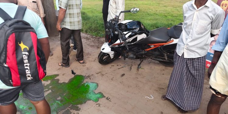 വള്ളിയൂർക്കാവ് ജംഗ്ഷനിൽ വാഹനാപകടം: രണ്ടുപേർക്ക് പരിക്കേറ്റു