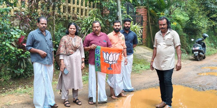 പാലാക്കുളി – ചെറുപുഴ റോഡ് : ഉടൻ ഗതാഗതയോഗ്യമാക്കണം – ബി.ജെ.പി