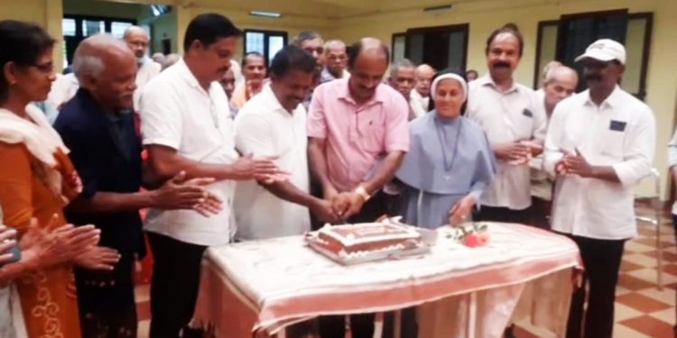 വിശുദ്ധ വിൻസെന്റ് ഡി പോളിന്റെ തിരുനാൾ ഓസാനം ഭവനിൽ സമുചിതമായി ആചരിച്ചു