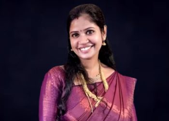 ഓണാഘോഷത്തിനു പോകുമ്പോൾ അ‍ജ്ഞാത വാഹനം ഇടിച്ചു; അധ്യാപികയ്ക്ക് ദാരുണാന്ത്യം, കൈ വേർപെട്ടു