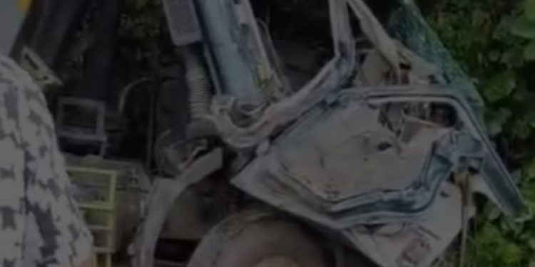 ടിപ്പർ ലോറികൾ തമ്മിൽ കൂട്ടി ഇടിച്ച് അപകടം