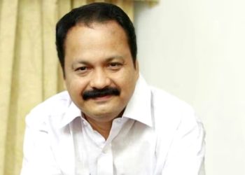 ട്രെയിൻ യാത്രയ്ക്കിടെ ഹൃദയാഘാതം; കേരള കോൺഗ്രസ് നേതാവ് പ്രിൻസ് ലൂക്കോസ് അന്തരിച്ചു