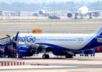 പറന്നുയരാൻ കഴിയാതെ ഇൻഡിഗോ വിമാനം; ‘എമർജൻസി ബ്രേക്കിട്ട്’ പൈലറ്റ്