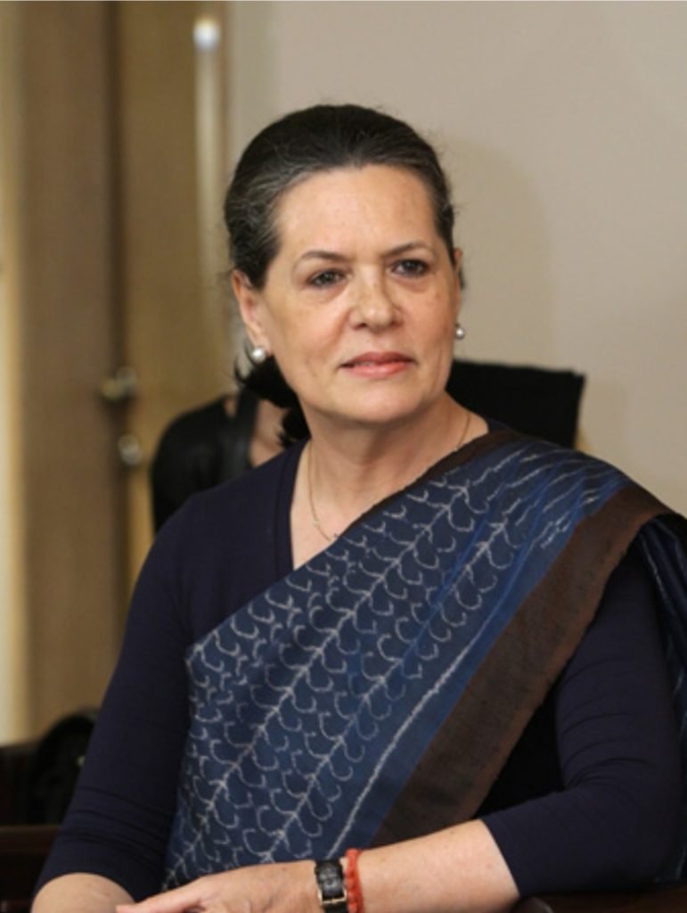 സോണിയ ഗാന്ധി നാളെ വയനാട്ടിൽ