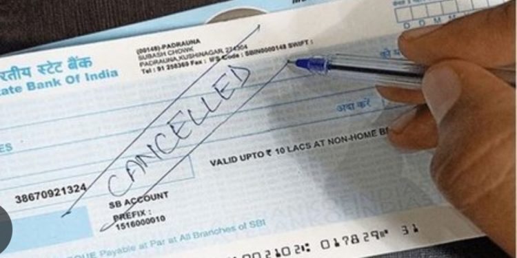 പേരില്ലാത്ത ചെക്കിന് ഇനി മുതൽ ട്രഷറിയിൽ നിന്ന് പണം ലഭിയ്ക്കില്ല; തീരുമാനം ക്രമക്കേടുകൾ ഒഴിവാക്കാൻ‌