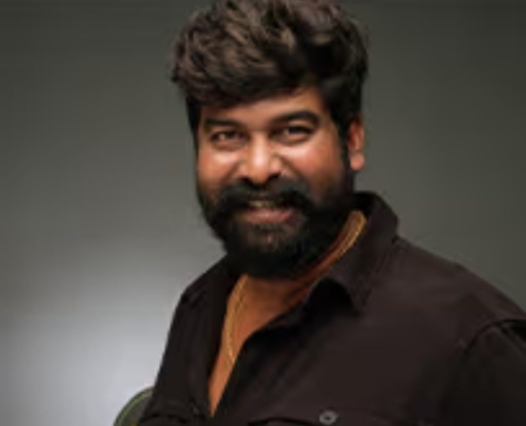 ഷൂട്ടിങ്ങിനിടയിൽ ജീപ്പ് മറിഞ്ഞു; നടൻ ജോജു ജോർജിനു പരുക്ക്