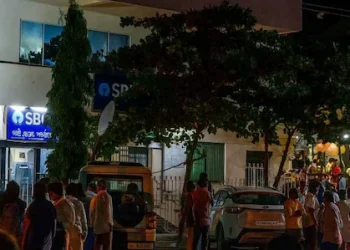 സൈനിക വേഷം, കൈയിൽ തോക്ക്; 20 കിലോ സ്വർണവും ഒരുകോടി രൂപയും കവർന്നത് കണ്ണടച്ചുതുറക്കും വേഗത്തിൽ