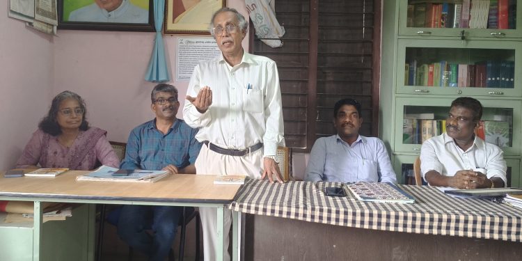 ജനാധിപത്യ സങ്കല്പത്തെ നവീകരിക്കണം: പി.കെ പാറക്കടവ്