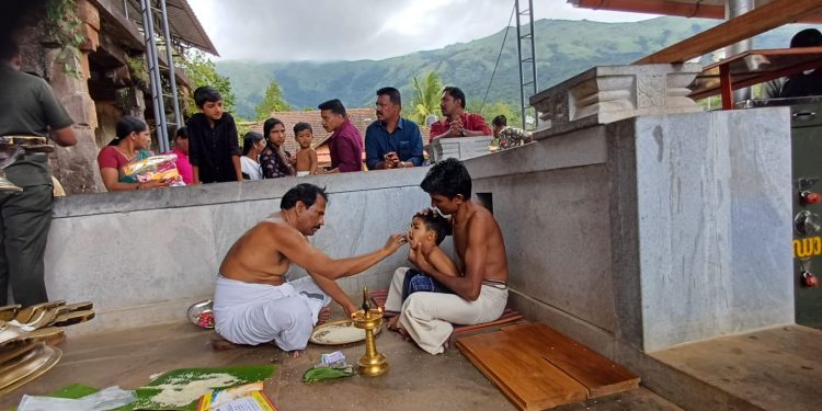 വിജയദശമി ആഘോഷിച്ചു