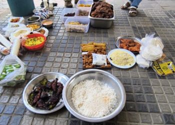 പഴകിയ ഭക്ഷണവസ്തുക്കള്‍ പിടികൂടി