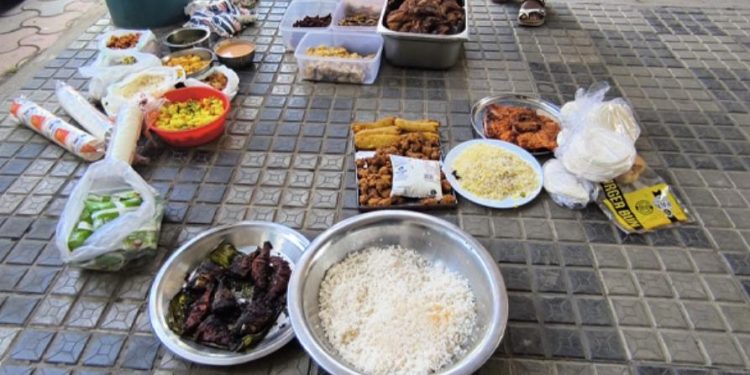 പഴകിയ ഭക്ഷണവസ്തുക്കള്‍ പിടികൂടി