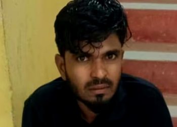 പൊലീസുകാരനെ കൊന്ന കേസിൽ പ്രതി, ആശുപത്രിയിൽ ഏറ്റുമുട്ടൽ; കുപ്രസിദ്ധ ഗുണ്ടയെ പൊലീസ് വെടിവച്ചു കൊന്നു