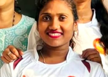 ഒപ്പം താമസിച്ച യുവതികളുടെ ദൃശ്യങ്ങൾ പകർത്തി, അശ്ലീല സൈറ്റിൽ പ്രചരിപ്പിച്ചു; ഭീഷണി, പണം തട്ടാൻ ശ്രമം: യുവതി അറസ്റ്റിൽ